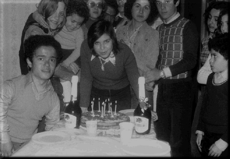 CATANIA 1977 - 17 � compleanno di Pina con Salvatore, Linda, Gabriela, Giusy, Paride, , Laura, Salvo, Meluccia, Marina e Marcello