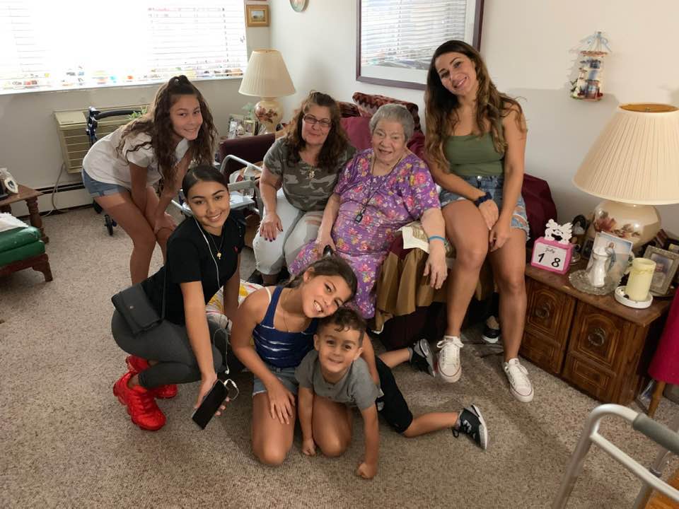 18 luglio 2019 - Hartsdale USA: Rodriguez Skylark, Colace AnnaMaria, Schiavone Lucia, Caban Celina, Rodriguez Delah, Rodriguez Victoria, Rodriguez ??.